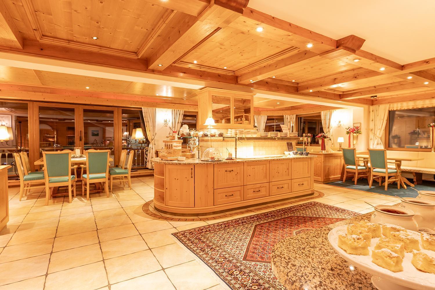 Hotel Sonnenheim サンクト・アントン・アム・アールベルク エクステリア 写真